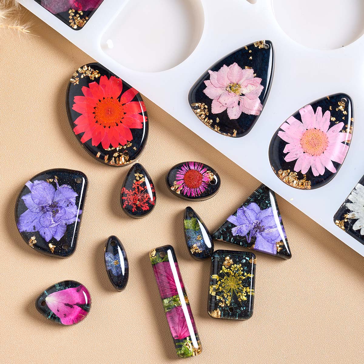 Time Stone Pendant Silicone Mo - The Art And Craft Of Jewelry review and price